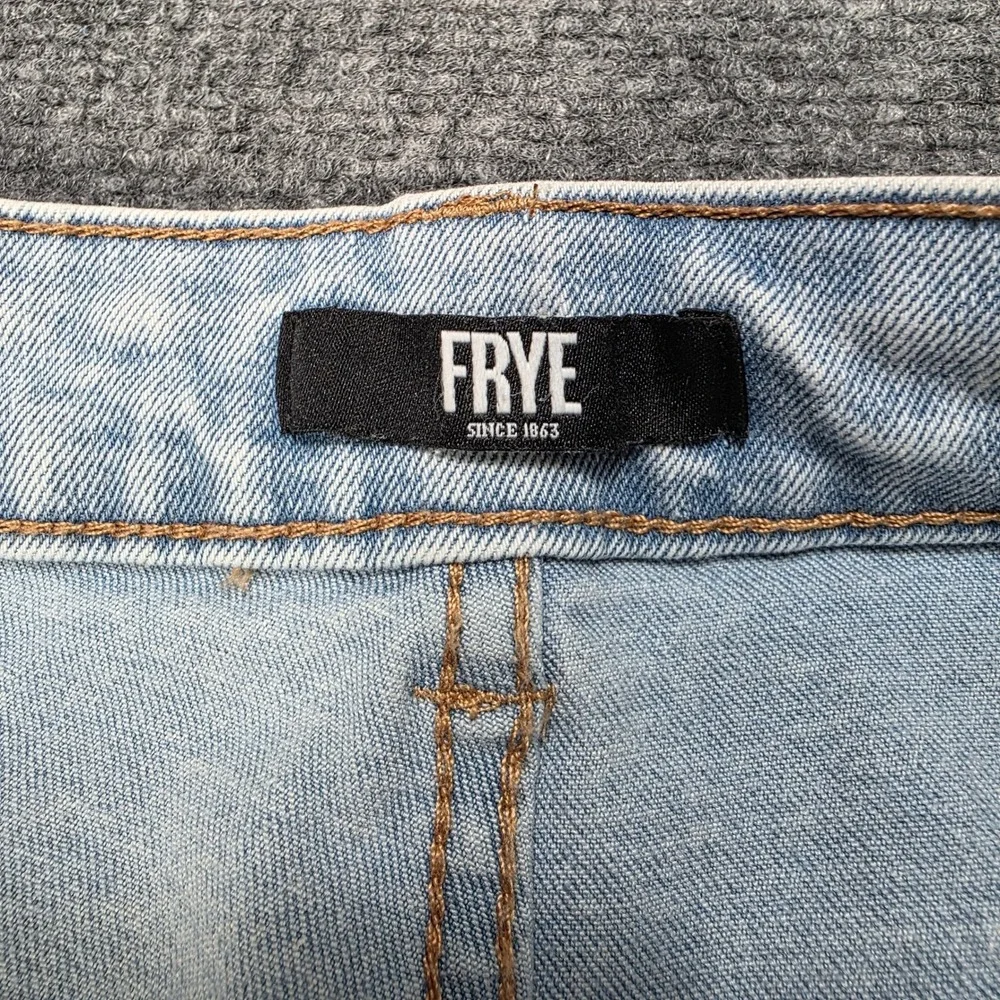 FRYE Light Wash Denim Jeans Womens Size 12/31 Wide Leg Bootcut Cotton Blend‎